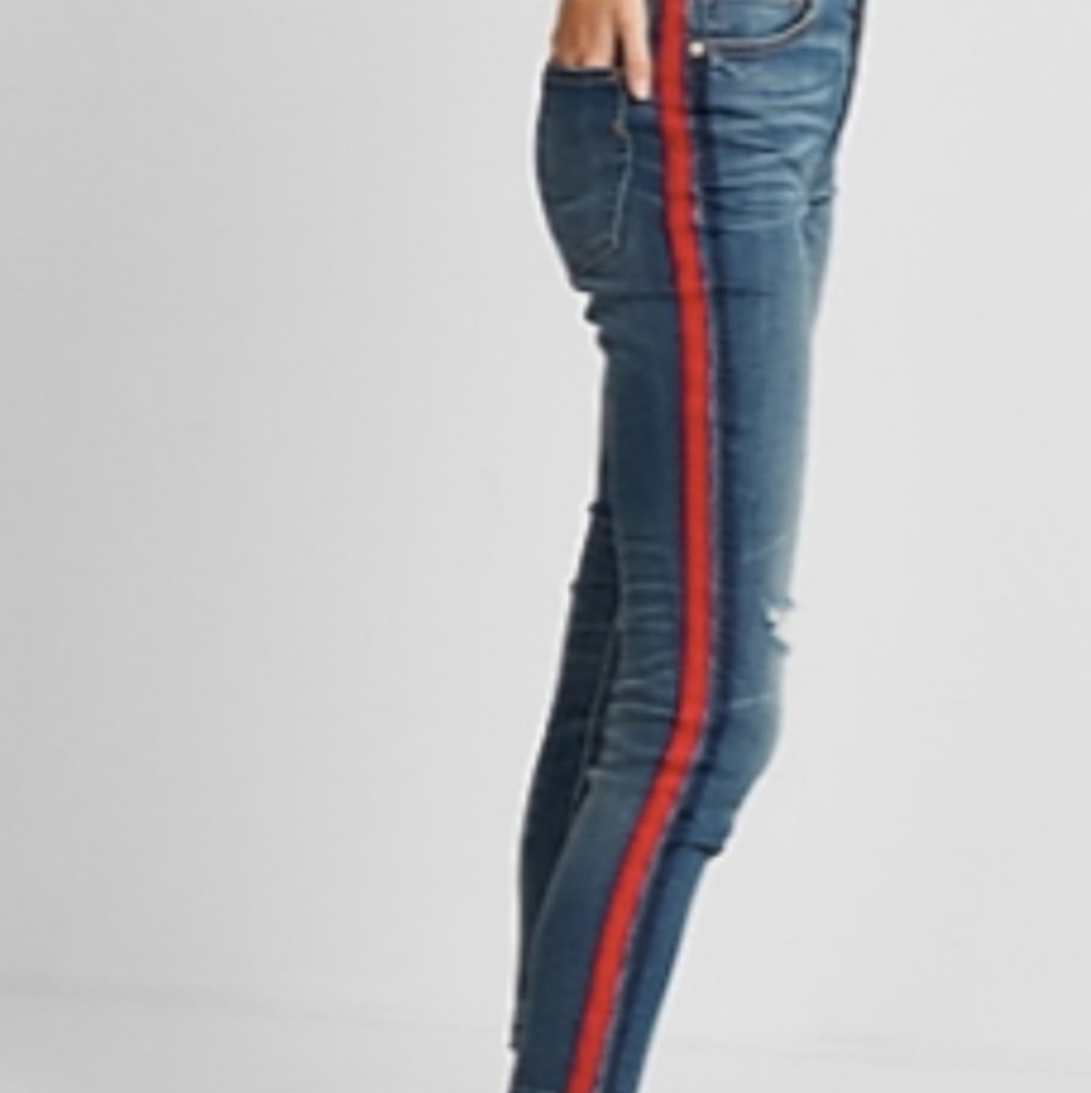 SOLD!!!High waisted side stripe ankle jean leggings NWT⁰ - Picture 2 of 8